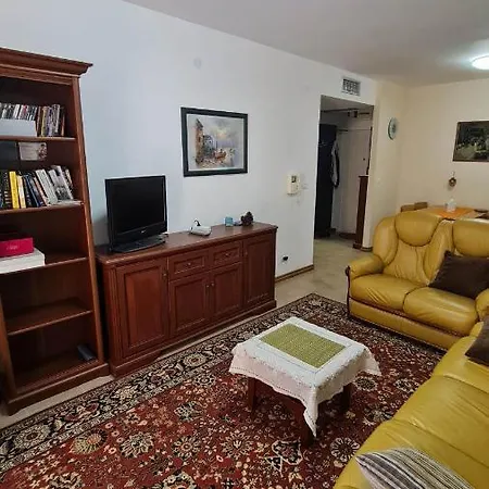 Irish Complex Apartment Budva
