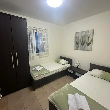 Apartment Irish Complex *