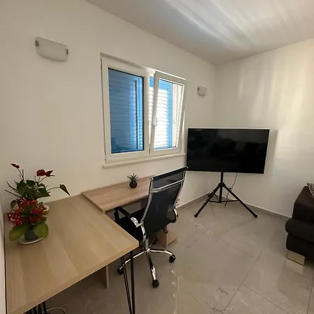 Irish Complex Apartman *